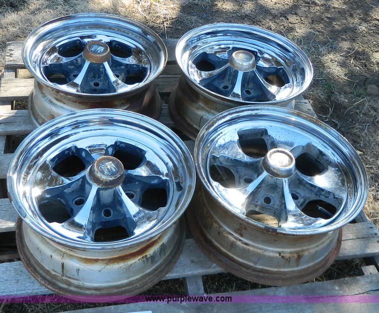 image for item G7812 (4) Keystone Klassil 15" chrome wheels