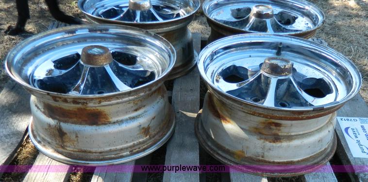 image for item G7812 (4) Keystone Klassil 15" chrome wheels