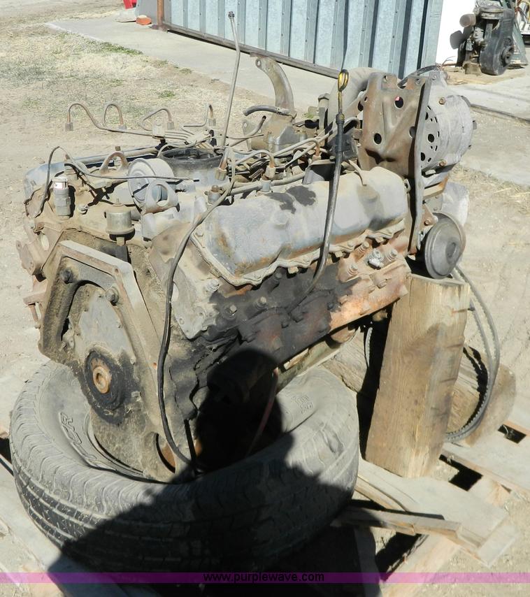 image for item G7814 International 7.3L diesel engine