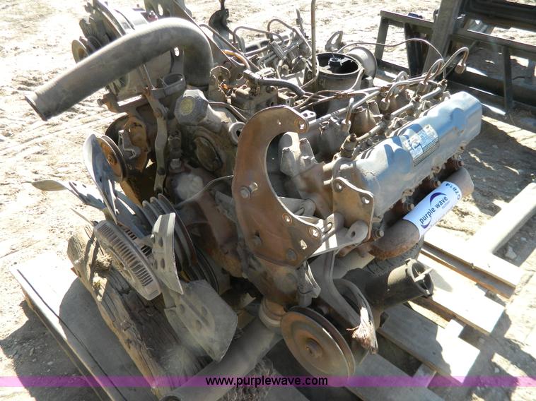 image for item G7814 International 7.3L diesel engine