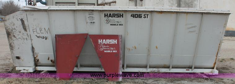 image for item W9324 Harsh Hydraulics unlimited mobile mix feed box