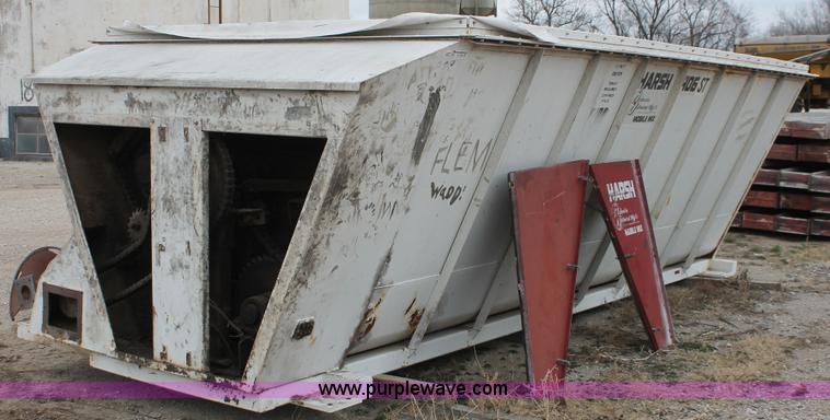 image for item W9324 Harsh Hydraulics unlimited mobile mix feed box