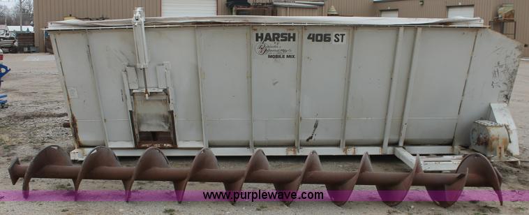 image for item W9324 Harsh Hydraulics unlimited mobile mix feed box