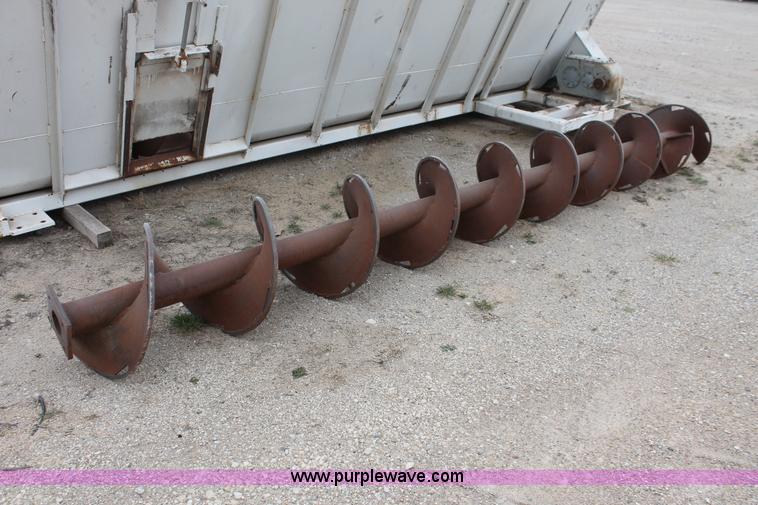 image for item W9324 Harsh Hydraulics unlimited mobile mix feed box