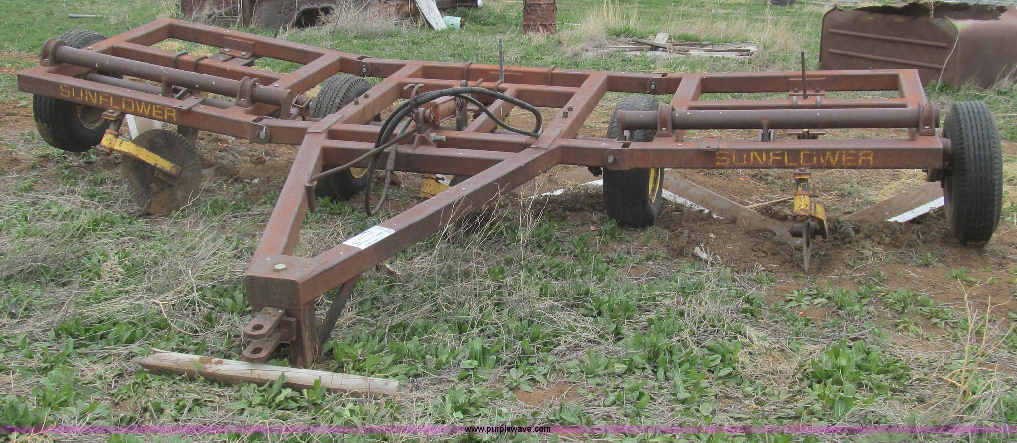 Sunflower 18' sweep plow in Amarillo, TX Item G5676 sold Purple Wave
