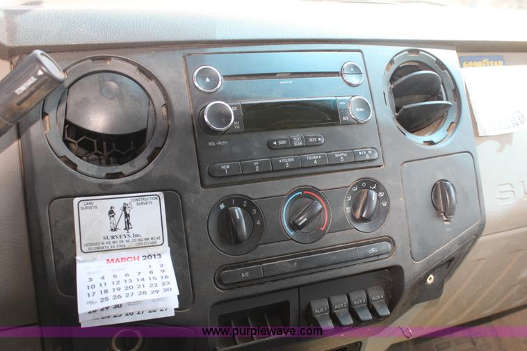 image for item AA9107 2010 Ford F350 Super Duty CrewCab pickup truck