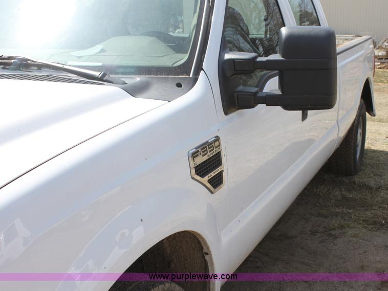 image for item AA9107 2010 Ford F350 Super Duty CrewCab pickup truck