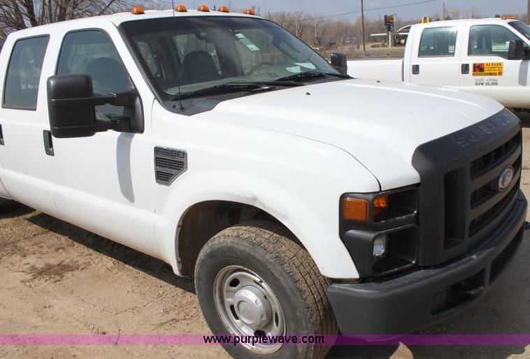 image for item AA9107 2010 Ford F350 Super Duty CrewCab pickup truck