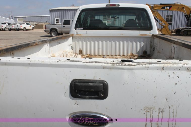 image for item AA9107 2010 Ford F350 Super Duty CrewCab pickup truck