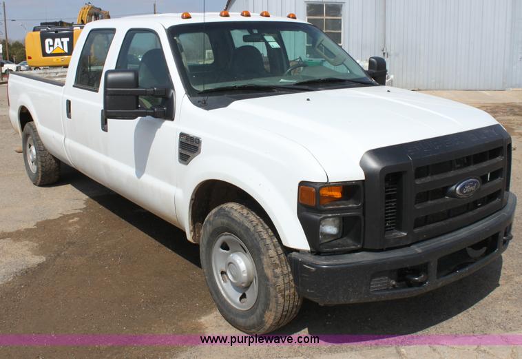 image for item AA9108 2010 Ford F350 Super Duty CrewCab pickup truck