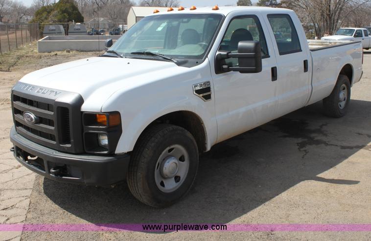 image for item AA9108 2010 Ford F350 Super Duty CrewCab pickup truck