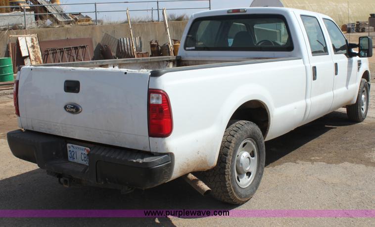 image for item AA9108 2010 Ford F350 Super Duty CrewCab pickup truck