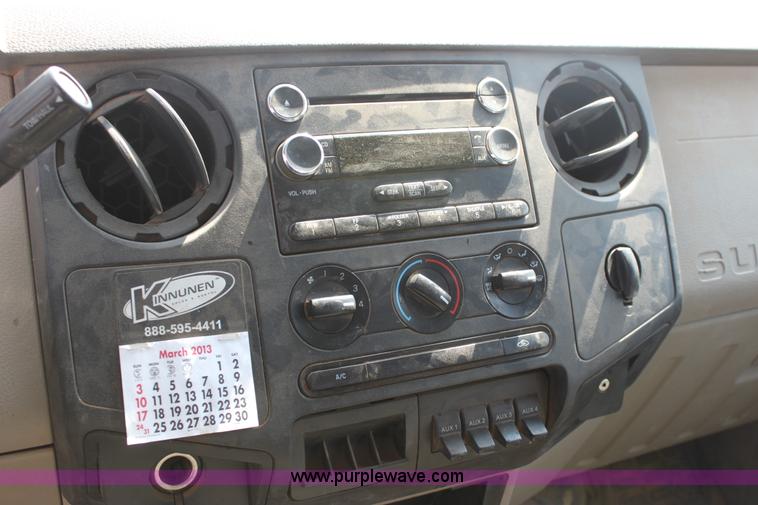 image for item AA9108 2010 Ford F350 Super Duty CrewCab pickup truck