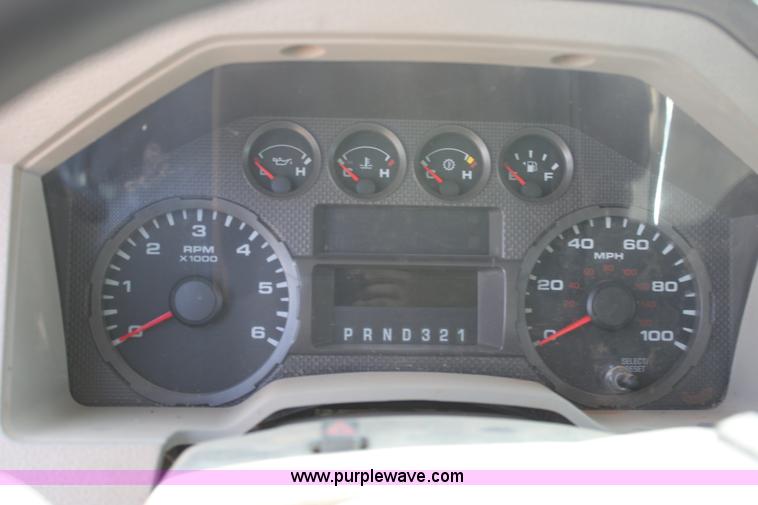 image for item AA9108 2010 Ford F350 Super Duty CrewCab pickup truck