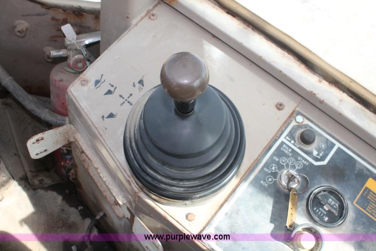 image for item E2919 1989 John Deere 544E wheel loader