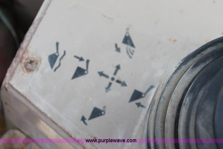 image for item E2919 1989 John Deere 544E wheel loader