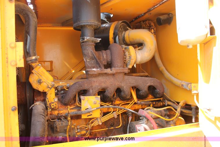 image for item E2919 1989 John Deere 544E wheel loader