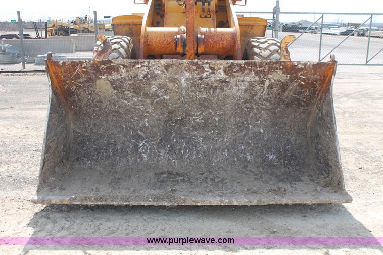 image for item E2919 1989 John Deere 544E wheel loader