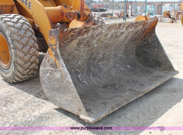 image for item E2919 1989 John Deere 544E wheel loader