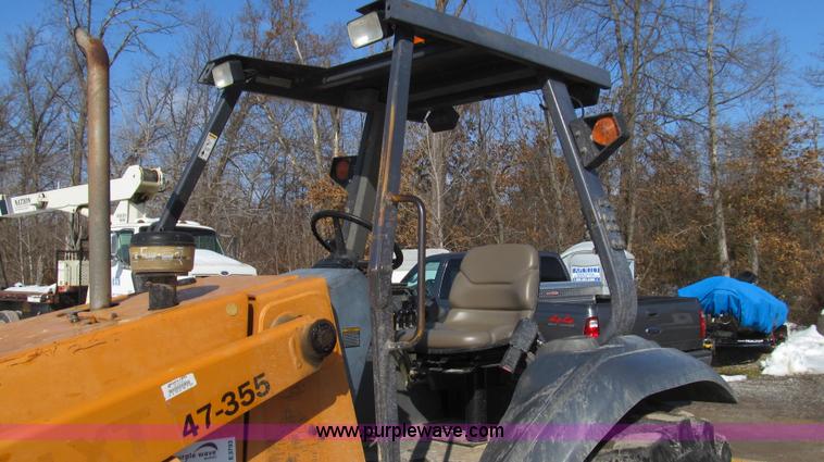 image for item E3793 2001 Case 570 LXT landscape loader
