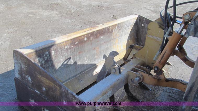 image for item E3793 2001 Case 570 LXT landscape loader