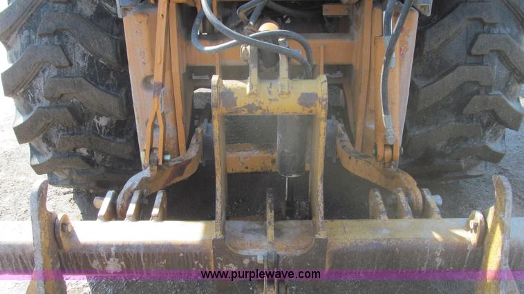 image for item E3793 2001 Case 570 LXT landscape loader