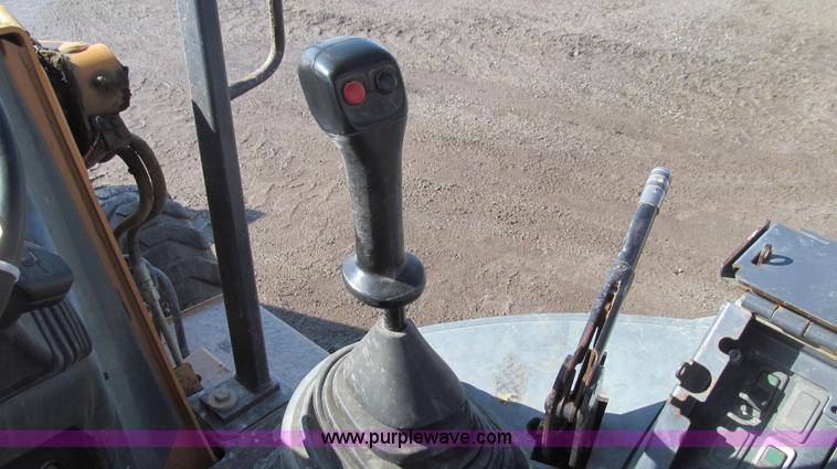 image for item E3793 2001 Case 570 LXT landscape loader