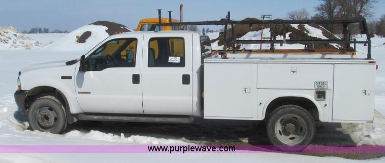 image for item E3797 2004 Ford F450 XL Super Duty utility truck