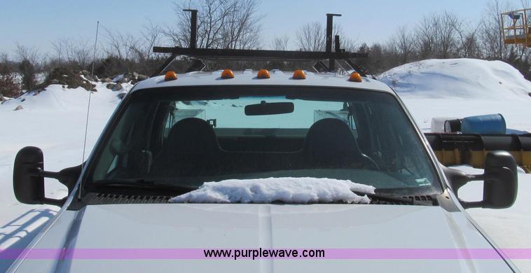 image for item E3797 2004 Ford F450 XL Super Duty utility truck