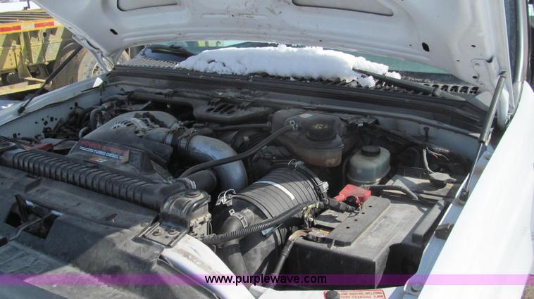 image for item E3797 2004 Ford F450 XL Super Duty utility truck