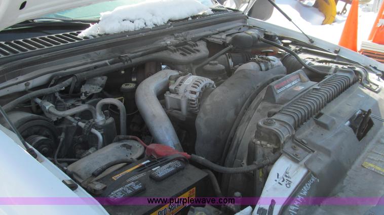 image for item E3797 2004 Ford F450 XL Super Duty utility truck