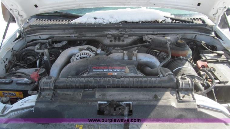 image for item E3797 2004 Ford F450 XL Super Duty utility truck