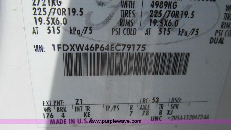 image for item E3797 2004 Ford F450 XL Super Duty utility truck