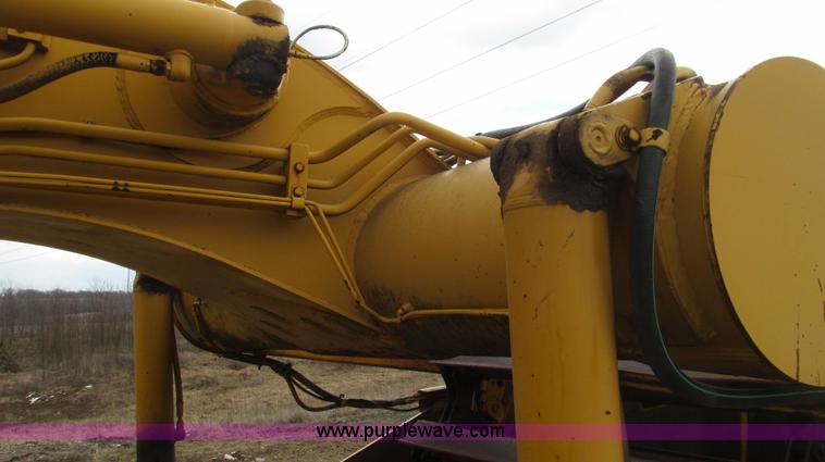 image for item E3812 1989 John Deere 762B scraper