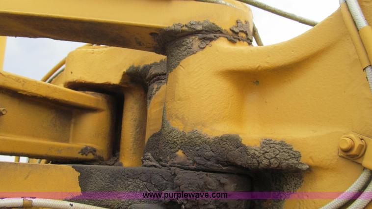 image for item E3812 1989 John Deere 762B scraper