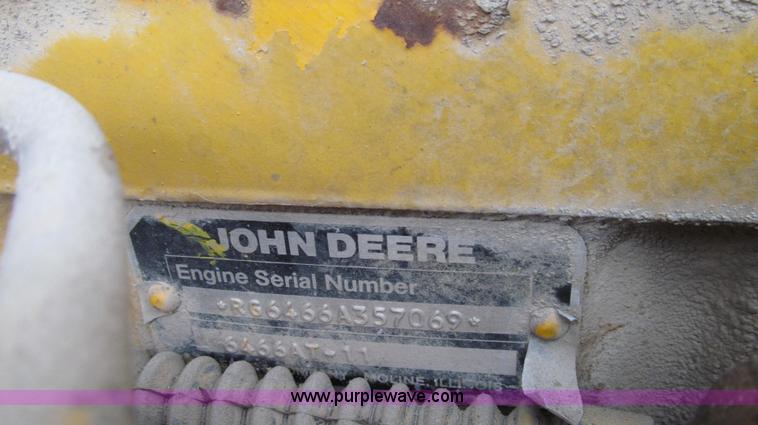 image for item E3812 1989 John Deere 762B scraper