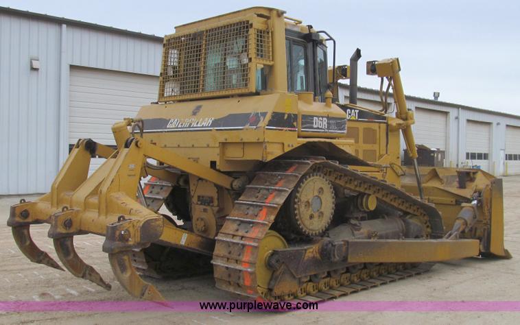 image for item E3815 2003 Caterpillar D6R XL Series II dozer