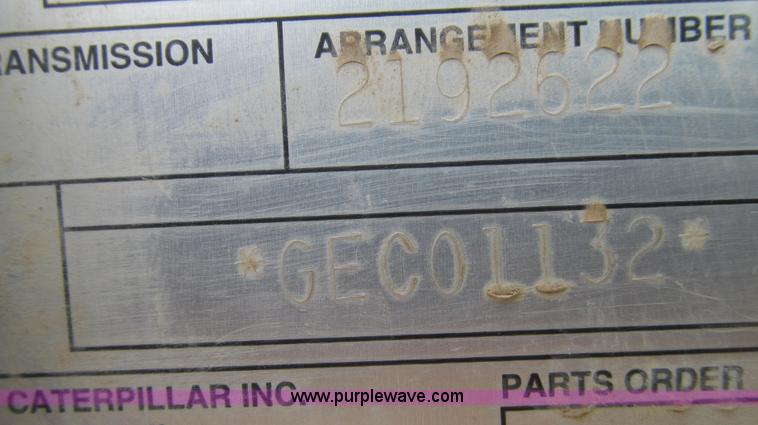 image for item E3815 2003 Caterpillar D6R XL Series II dozer