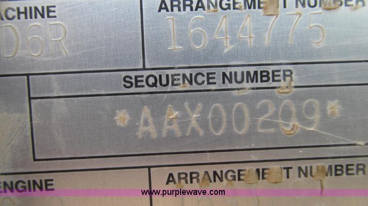 image for item E3815 2003 Caterpillar D6R XL Series II dozer