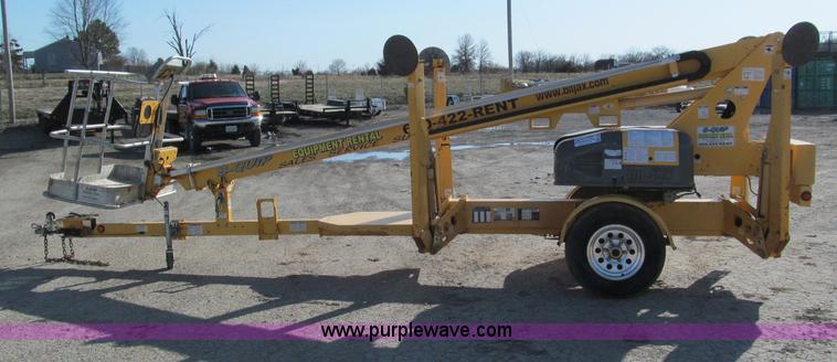 image for item E5899 2006 Biljax 3632T towable boom