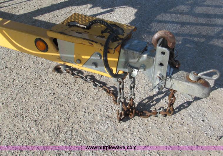 image for item E5899 2006 Biljax 3632T towable boom
