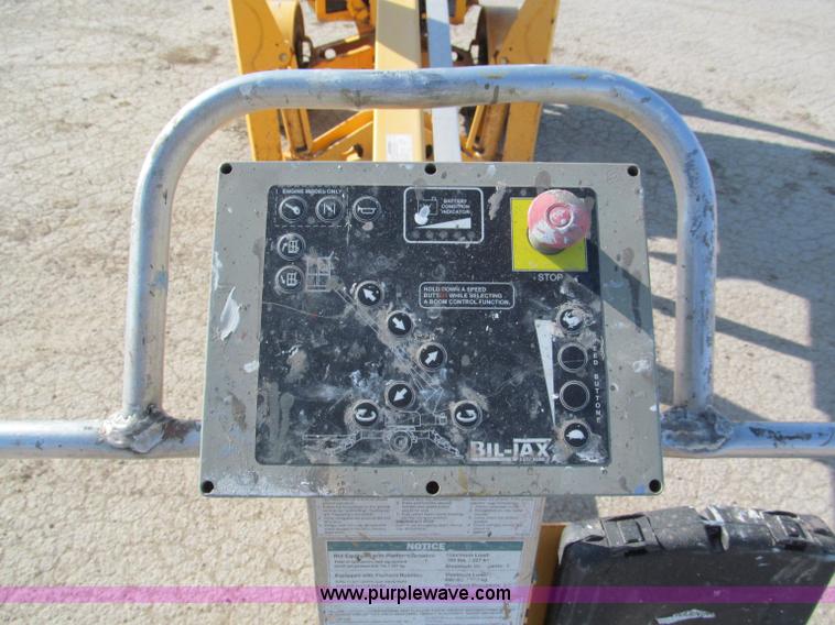 image for item E5899 2006 Biljax 3632T towable boom