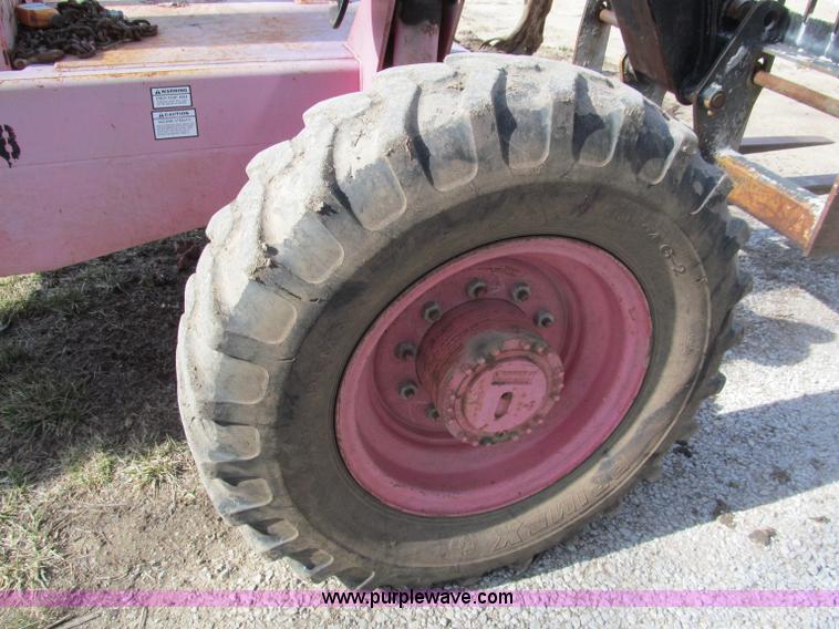 image for item E5902 1997 BPI Square Shooter SS842 Turbo telehandler