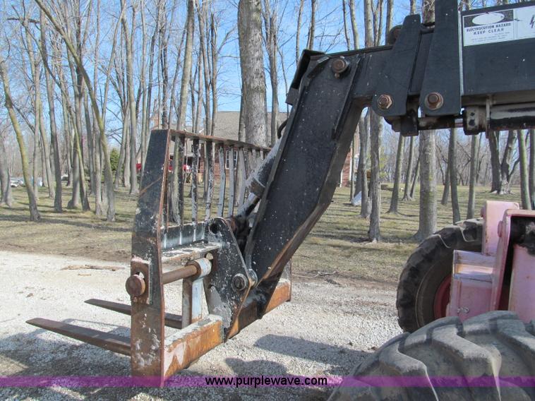 image for item E5902 1997 BPI Square Shooter SS842 Turbo telehandler