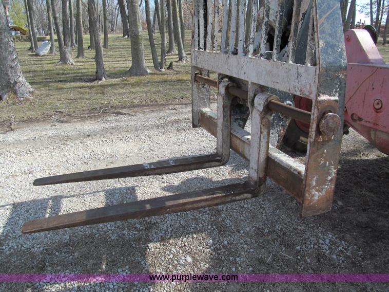 image for item E5902 1997 BPI Square Shooter SS842 Turbo telehandler