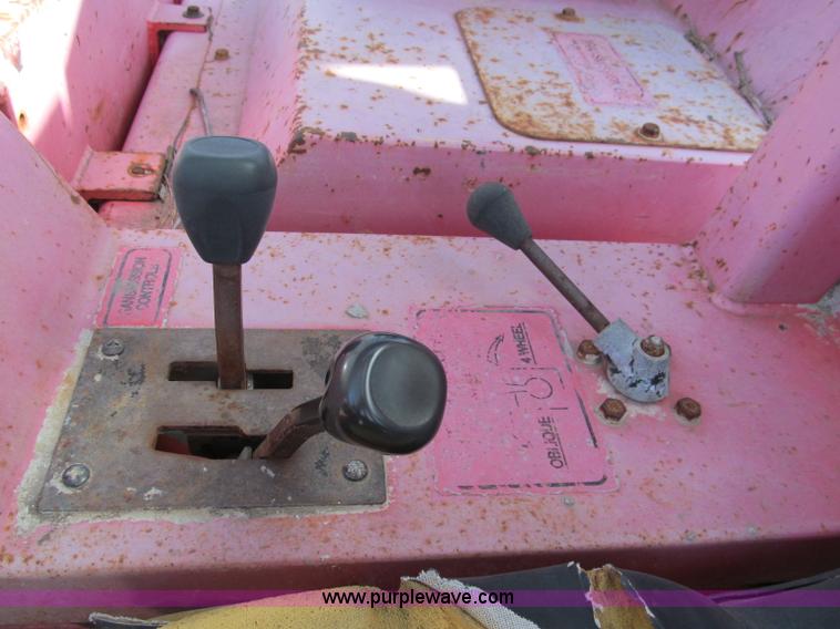 image for item E5902 1997 BPI Square Shooter SS842 Turbo telehandler