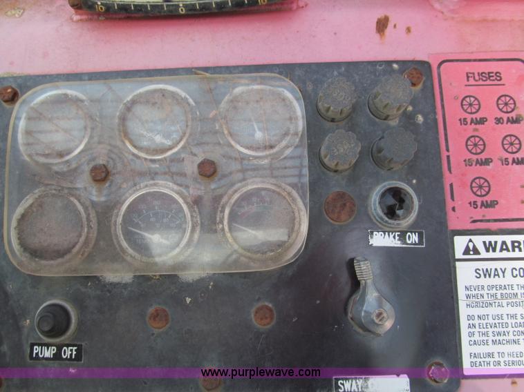 image for item E5902 1997 BPI Square Shooter SS842 Turbo telehandler