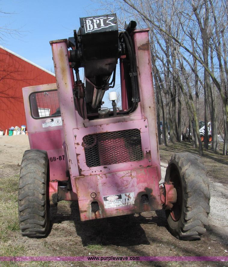 image for item E5902 1997 BPI Square Shooter SS842 Turbo telehandler