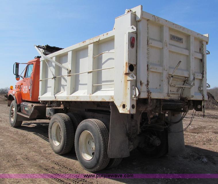 image for item E5903 1998 International 2654 dump truck