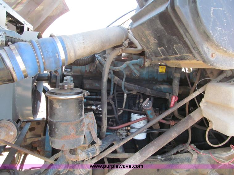 image for item E5903 1998 International 2654 dump truck